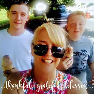 Meet your Posher, Angela